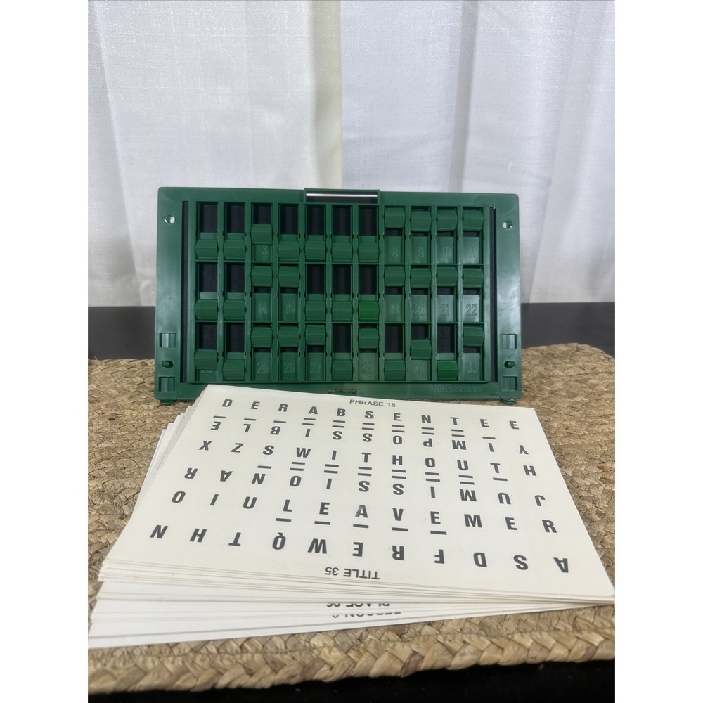 1985 Wheel Of Fortune Game Replacement (24) Puzzle Cards & Puzzle Board